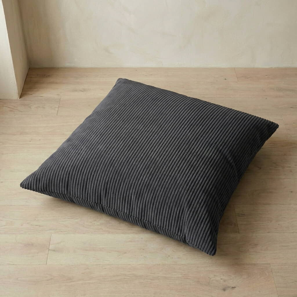 Se bildet i fullskjerm Gulvpute på mål i velvet