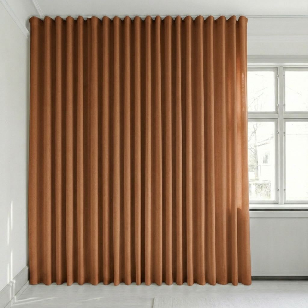 Semitransparent gardin på mål – Rina
