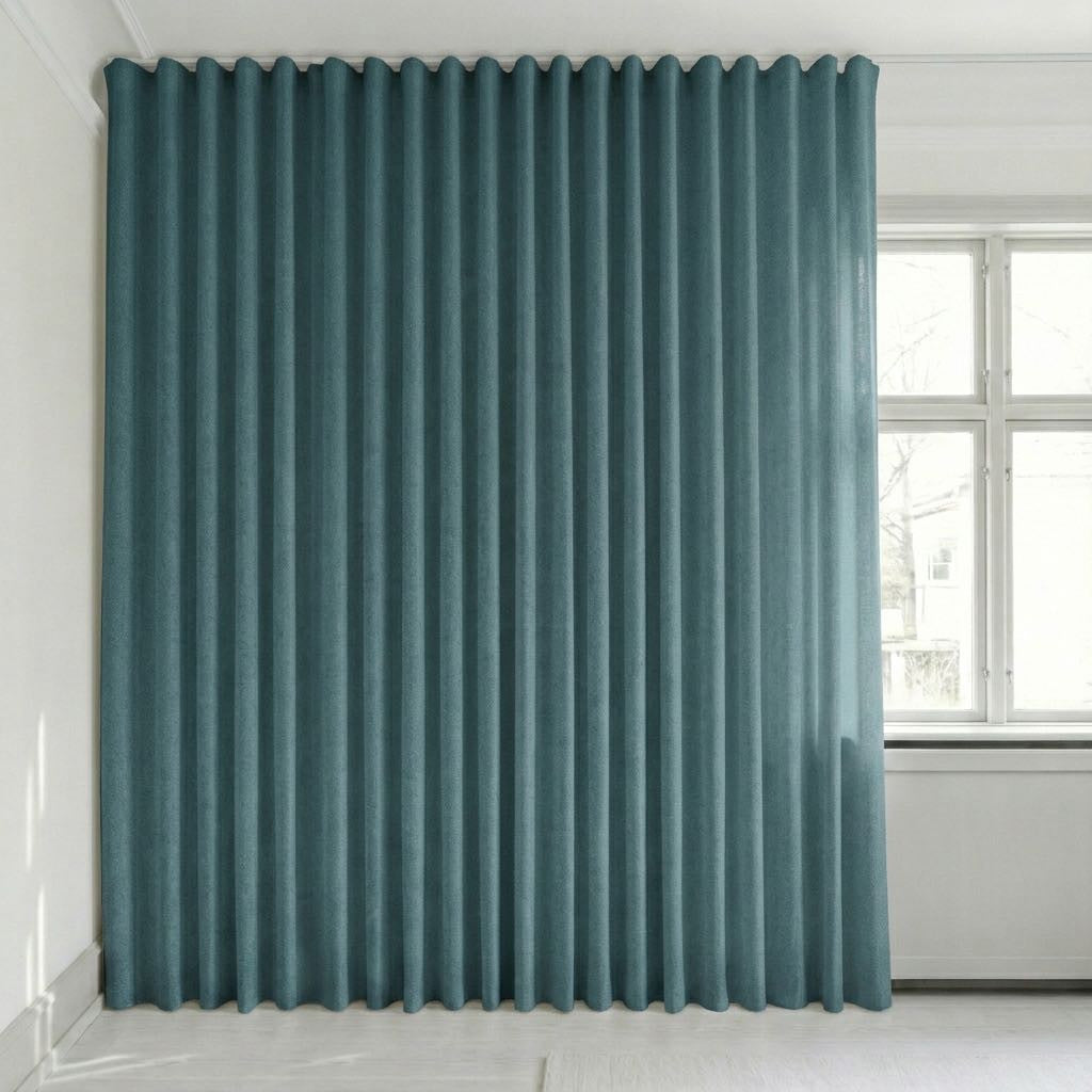 Semitransparent gardin på mål – Rina