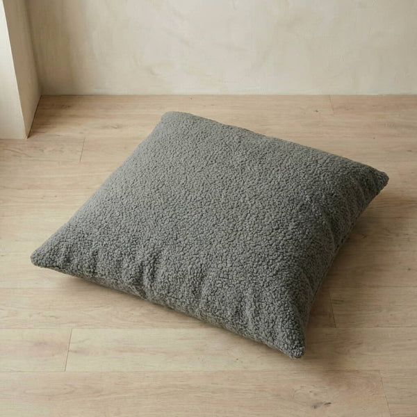 Myk ryggpute på mål i bouclé - Gray - S2004"
